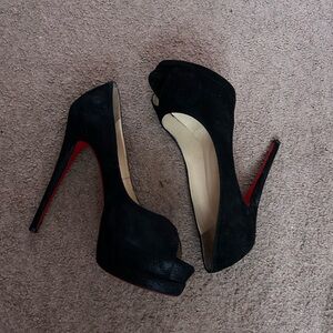Christian Louboutin Pumps